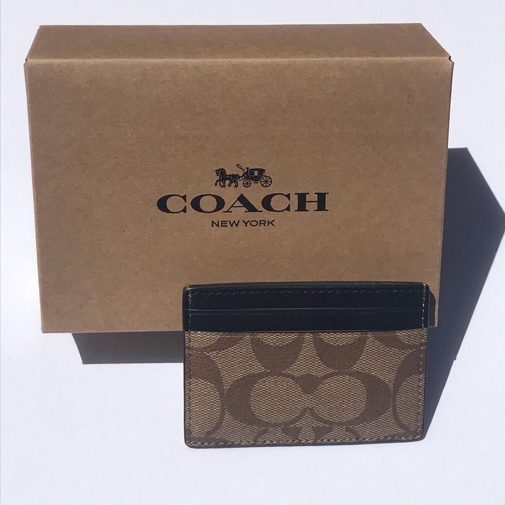 Coach x Pac-Man Men's Signature CC/ID  Holder - Picture 3 of 4